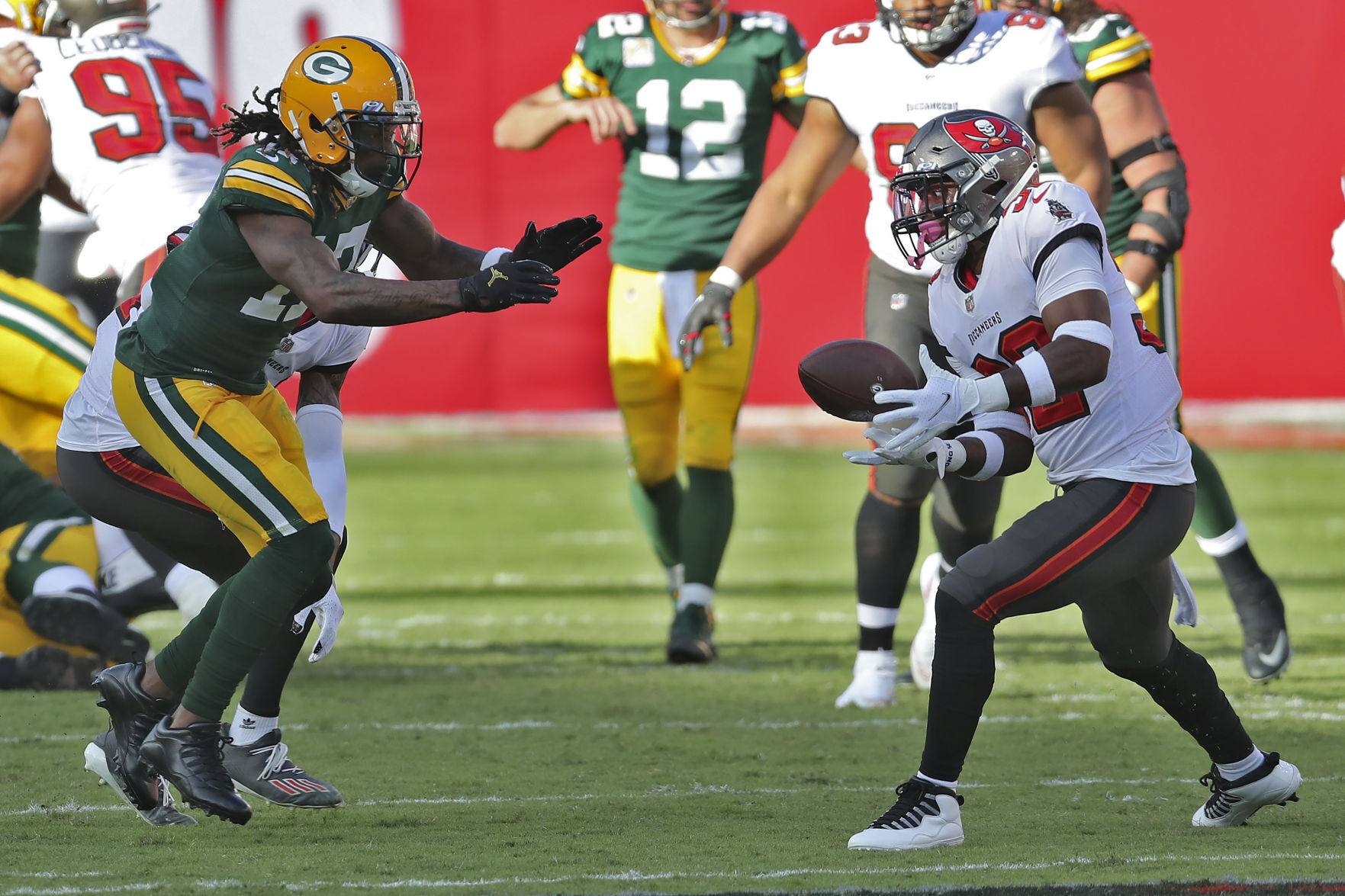Buccaneers 38, Packers 10